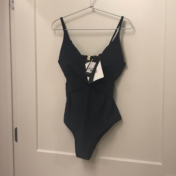 Jets by Jessika Allen crossover mesh once piece swimsuit - NWT - Picture 3 of 7